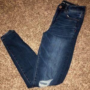 Distressed Hi-Rise Jegging 360 Next Level Stretch